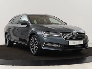 Škoda Superb Skoda Superb 1.4 TSI iV Laurin & Klement | Panoramadak |  Stoelventilatie | Leder | 360 camera | Trekhaak | Massage | Adaptive cruise | Canton Sound | Virtual Cockpit | Carplay | 19'' lichtmetalen velgen | PHEV - afbeelding nr 46