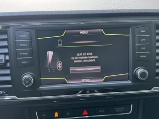 SEAT Ateca Seat Ateca 1.0 EcoTSI Limited Edition Volleer | Stoelverwarming | Apple CarPlay | Navigatiesysteem | Elektrisch bedienbare achterklep | Lichtmetalen velgen | Draadloze telefoonlader | Lane assist & Blind Spot detectie | Parkeersensoren voor en achter - afbeelding nr 20