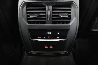 BMW 3 Serie BMW 3-serie 318i Business Edition | Stoelverwarming | Camera |  Carplay | Live Cockpit | Full LED | Navigatie | Dodehoek detectie | Climate control - afbeelding nr 18