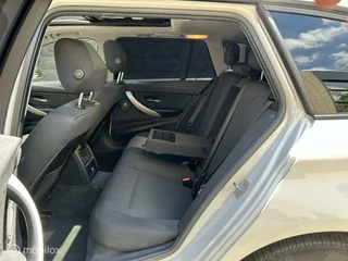 BMW 3 Serie BMW 3-serie Touring 320i 184 PK AUTOMAAT / Executive / LED / Panodak / harman/kardon - afbeelding nr 19