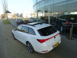 SEAT Leon Seat Leon Sportstourer 1.4 TSI eHybrid PHEV FR 204pk - afbeelding nr 3