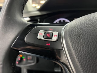 Volkswagen Polo Volkswagen Polo 1.0 TSI APPLE CARPLAY | AIRCO | 95PK | - afbeelding nr 11