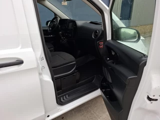 Mercedes-Benz Vito Mercedes-Benz Vito 116 CDI Lang AIRCO / CRUISE CONTROLE / NAVI / L2H1 / TREKHAAK / N.A.P - afbeelding nr 24