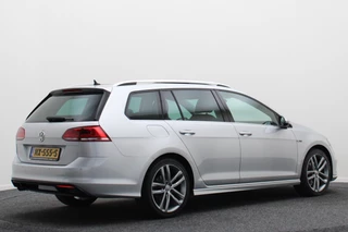 Volkswagen Golf Panoramadak, Camera, Climate, Navigatie, Bluetooth, DAB, Trekhaak, 18'' - afbeelding nr 21
