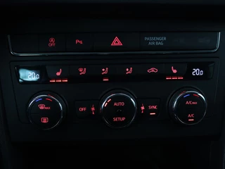 SEAT Leon SEAT Leon 1.0 EcoTSI Style Business Intense | 1e eigenaar |  DSG automaat | Camera | Stoelverwarming | Carplay | Virtual cockpit - afbeelding nr 22
