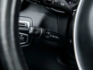 Mercedes-Benz GLC Mercedes GLC-klasse 220d 170PK 4MATIC Aut AMG Panoramadak Navi Trekhaak - afbeelding nr 27