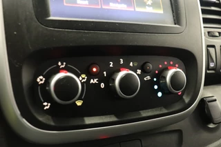 Renault Trafic - Airco - Cruise - Navi - € 12.900 - Excl. - afbeelding nr 12
