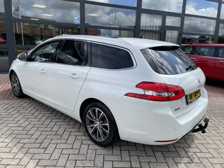 Peugeot 308 Peugeot 308 SW 1.6 BlueHDI 120 pk Blue Lease Executive Pack Trekhaak Panoramadak Camera Parkeersensoren DAB Clima en Cruise Control Wit Metallic Nette auto zuinige Euro 6 Diesel Station - afbeelding nr 5