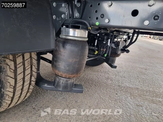 Iveco Daily Iveco Daily 35C18 Automaat Luchtvering Laadklep Zijdeur LED Navi Camera Bakwagen Meubelbak Koffer Airco Cruise control - afbeelding nr 9