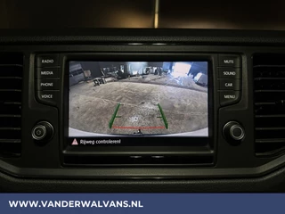 Volkswagen Crafter Volkswagen Crafter 2.0 TDI L3H2 L2H1 Euro6 Airco | Camera | Apple Carplay | Android Auto | Trekhaak Bijrijdersbank - afbeelding nr 4