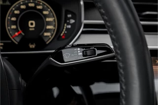 Audi A8 Audi A8 55 TFSI Quattro ProLine Plus B&O Matrix Schuifdak 4Wielsturing 20