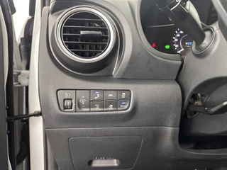 Hyundai Kona (INCL-BTW) *HEAT-PUMP | FULL-LEATHER | HEAD-UP | FULL-LED | NAVI-FULLMAP | DAB | ADAPTIVE-CRUISE | KRELL-AUDIO | KEYLESS | CAMERA | BLIND-SPOT | LANE-ASSIST | DIGI-COCKPIT | TOWBAR | 18