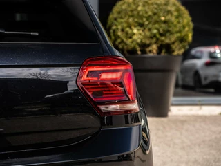 Volkswagen Polo Volkswagen Polo 2.0 TSI GTI|PANO|ACC|18''|CARPLAY|VELOURS - afbeelding nr 40