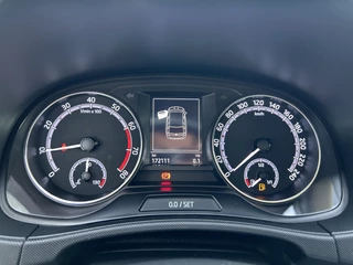 Škoda Fabia Škoda Fabia Combi 1.0 TSI Business Edition 50% deal 4.975,- ACTIE PDC achter / Keyless / Cruise / Clima / Navi - afbeelding nr 4
