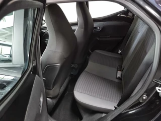 Toyota Aygo Toyota Aygo 1.0 VVT-i x-play / Automaat / Apple Carplay/Android-Auto / Airco - afbeelding nr 15