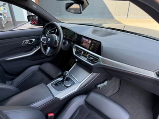 BMW 3 Serie BMW 3 Serie 320i M-Sport,1e Eig,Half Leer,LED,Carplay,Dealer OH,Lane Ass., - afbeelding nr 30