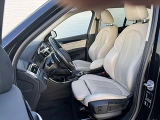 BMW X1 BMW X1 xDrive20i Executive Cruise control Climate control Trekhaak Dealeronderhouden Audio - afbeelding nr 3