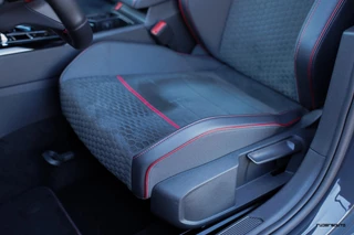 Volkswagen Golf Volkswagen Golf 8 GTI Clubsport | Pano | HK | Matrix IQ | Alcantara | ACC | Rijdersauto Edition | Urano Grijs - afbeelding nr 39