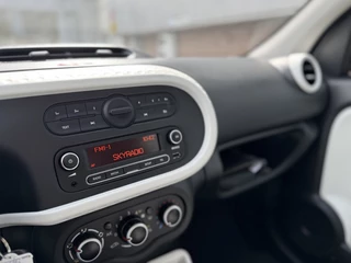 Renault Twingo Renault Twingo Automaat 1.0 SCe Collection - afbeelding nr 16