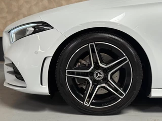Mercedes-Benz A-Klasse Mercedes-Benz A-klasse 220 4MATIC Premium Plus AMG Night | Pano | Keyless | Sfeerverlichting | Memory seats - afbeelding nr 8