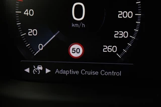 Volvo V60 Volvo V60 2.0 T6 Recharge AWD Business Pro | Panoramadak |  Head-Up | Leder | 360 camera | Stoel & stuurverwarming | Harman/Kardon | Keyless | Full LED | Carplay | Navigatie - afbeelding nr 20