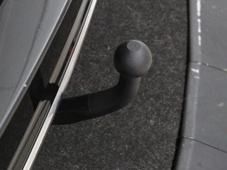 Toyota Auris Toyota Auris 1.8 Hybr. Aspiration | Camera | Cruise control |  Navigatie | Trekhaak | Climate control | DAB - afbeelding nr 11