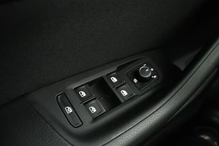 Volkswagen Passat Volkswagen Passat 1.4 TSI GTE | Standkachel | Adaptive cruise |  Stoelverwarming | Camera | Matrix LED | Carplay | Side Assist | Massage | PDC | Na - afbeelding nr 27