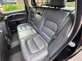 Volvo V70 Volvo V70 2.0 D4 Inscription Edition D4/ Leer/Navigatie/Airco-Ecc/Stoelverw/alu wielen - afbeelding nr 35