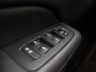 Volvo V60 Volvo V60 B3 AUT(7) ESSENTIAL EDITION LEDER GOOGLE MAPS STOELVERWARMING AC - afbeelding nr 16