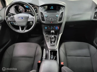 Ford Focus Ford Focus Wagon 1.0 Titanium Edition/Cruise/Airco/Trekhaak - afbeelding nr 2