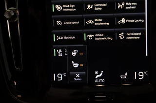 Volvo XC40 Volvo XC40 2.0 T5 AWD R-Design | 247PK | PANO | H&K | Leder | Memory - afbeelding nr 35