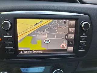 Toyota Yaris Toyota Yaris 1.5 HYB. premium, automaat, panoramadak - afbeelding nr 11