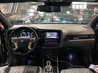 Mitsubishi Outlander Mitsubishi Outlander 2.4 PHEV Intense+ CARPLAY/ACC/RUITJES LEDER/360CAMERA - afbeelding nr 38