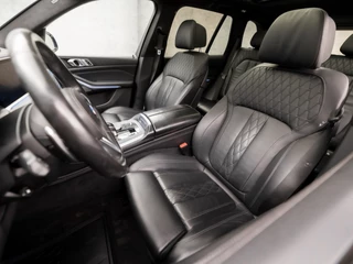 BMW X5 395Pk Automaat (SKYLOUNGE PANORAMADAK, ALCANTARA HEMELBEKLEDING, M PAKKET, LUCHTVERING, APPLE CARPLAY, COMFORT ZETELS, LASER LED, ADAPTIVE CRUISE, HARMAN/KARDON, STUUR/STOELVERWARMING, NIEUWS - afbeelding nr 16