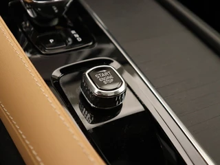 Volvo XC90 Volvo XC90 T8 PLUG-IN HYBRID ULTIMATE BRIGHT MASSAGE STOELEN BOWERS&WILKINS - afbeelding nr 31