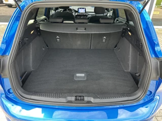 Ford Focus 50% deal 6.475,- ACTIE Camera / Cruise / Telefoon / Navi / Automatisch inparkeren - afbeelding nr 27