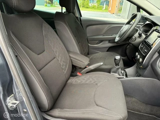 Renault Clio Renault Clio 0.9 TCe Limited • Navi • Airco • Cruise • PDC - afbeelding nr 12