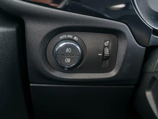 Opel Corsa-e Opel Corsa-e Elegance 50 kWh 3-fase | Navigatie | Matrix LED | Adaptive cruise | Camera - afbeelding nr 31