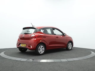 Hyundai i10 Hyundai i10 1.0 Comfort Smart | All season | Navigatie | Stoelverwarming | C - afbeelding nr 2