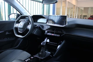Peugeot 208 Peugeot 208 1.2 100PK ALLURE | CAMERA VOOR + ACHTER | KEYLESS ENTRY/START | DODEHOEK DETECTIE | NAVIGATIE | DRAADLOZE APPLE CARPLAY/ANDROID AUTO | PARKEERSENSOREN VOOR + ACHTER | ADAPTIVE CRUISE CONTROL | DAB+ RADIO | LED KOPLAMPEN | - afbeelding nr 28