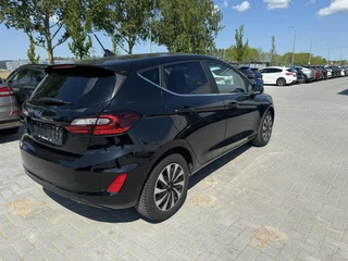Ford Fiesta Ford Fiesta 1.0 EcoBoost Hybrid Titanium | Winter Pack | Navigatie | Camera - afbeelding nr 5
