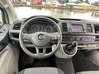 Volkswagen Transporter Volkswagen Transporter 2.0 TDI 102pk L1H1 Highline Trekhaak/Navi/Cruise/Bluetooth/Parkeersensoren - afbeelding nr 22