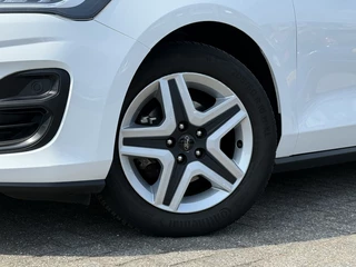 Ford Focus Ford Focus 1.0 Hybrid Connected NAP Navi PDC Led super staat! - afbeelding nr 10