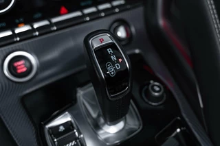 Jaguar F-Type Jaguar F-type P300 RWD R-Dynamic Black - afbeelding nr 15