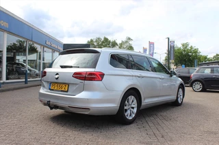 Volkswagen Passat Volkswagen Passat 1.4 TSI 125pk BMT Comfortline Business | Orig. NL | Trekhaak | Virtual dashboard | Carplay | - afbeelding nr 4