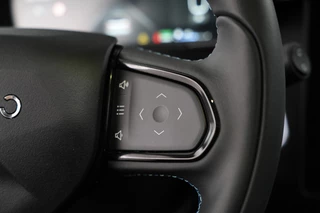 Lynk & Co 01 360 camera, panorama dak, Apple carplay / Android auto - afbeelding nr 26