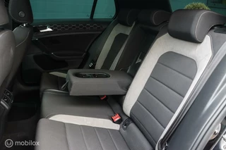 Volkswagen Golf Volkswagen Golf 2.0 TSI R 4Motion | Pano | Carbon | DSG | Stoelverwarming - afbeelding nr 7