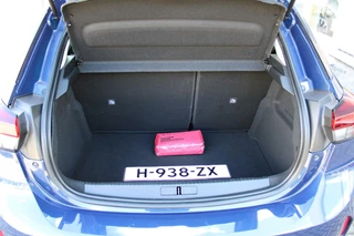 Opel Corsa Opel Corsa 1.2 Elegance Automaat , Trekhaak , Camera , Navi. - afbeelding nr 15