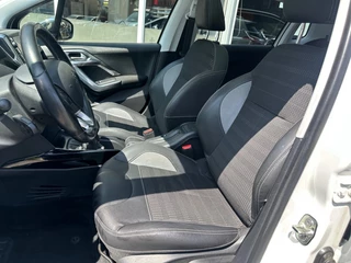 Peugeot 2008 Peugeot 2008 1.2 PURETECH ALLURE - afbeelding nr 18
