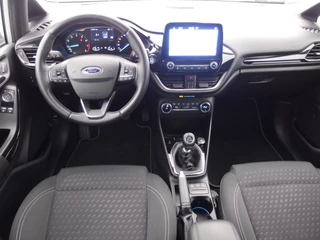 Ford Fiesta CLIMA / CARPLAY / NAVI / BLUETOOTH / CRUISE / DAB+ / NL-AUTO - afbeelding nr 7